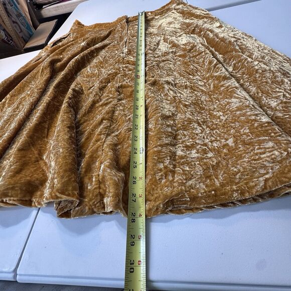 Modcloth Goldenrod Crushed Velvet Circle Skirt Retro Vibes Plus Size 16 Pinup - Picture 7 of 10